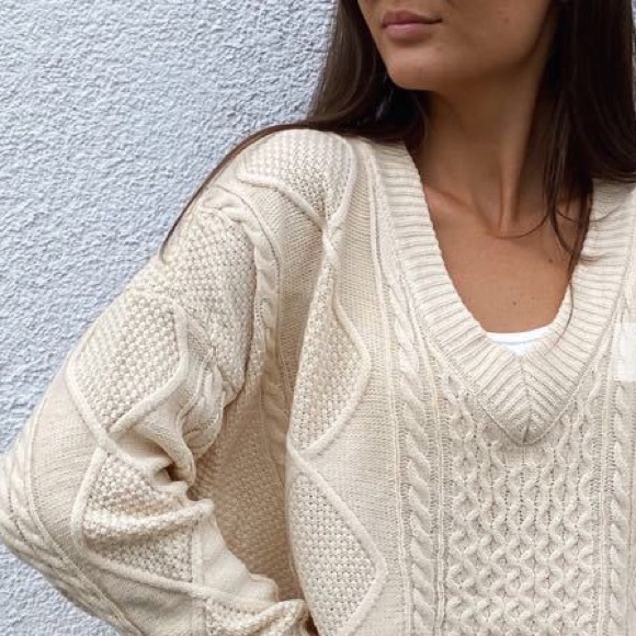 LAST 1! Chunky Cream  Tie Up Back Cable Sweater - Picture 2 of 8